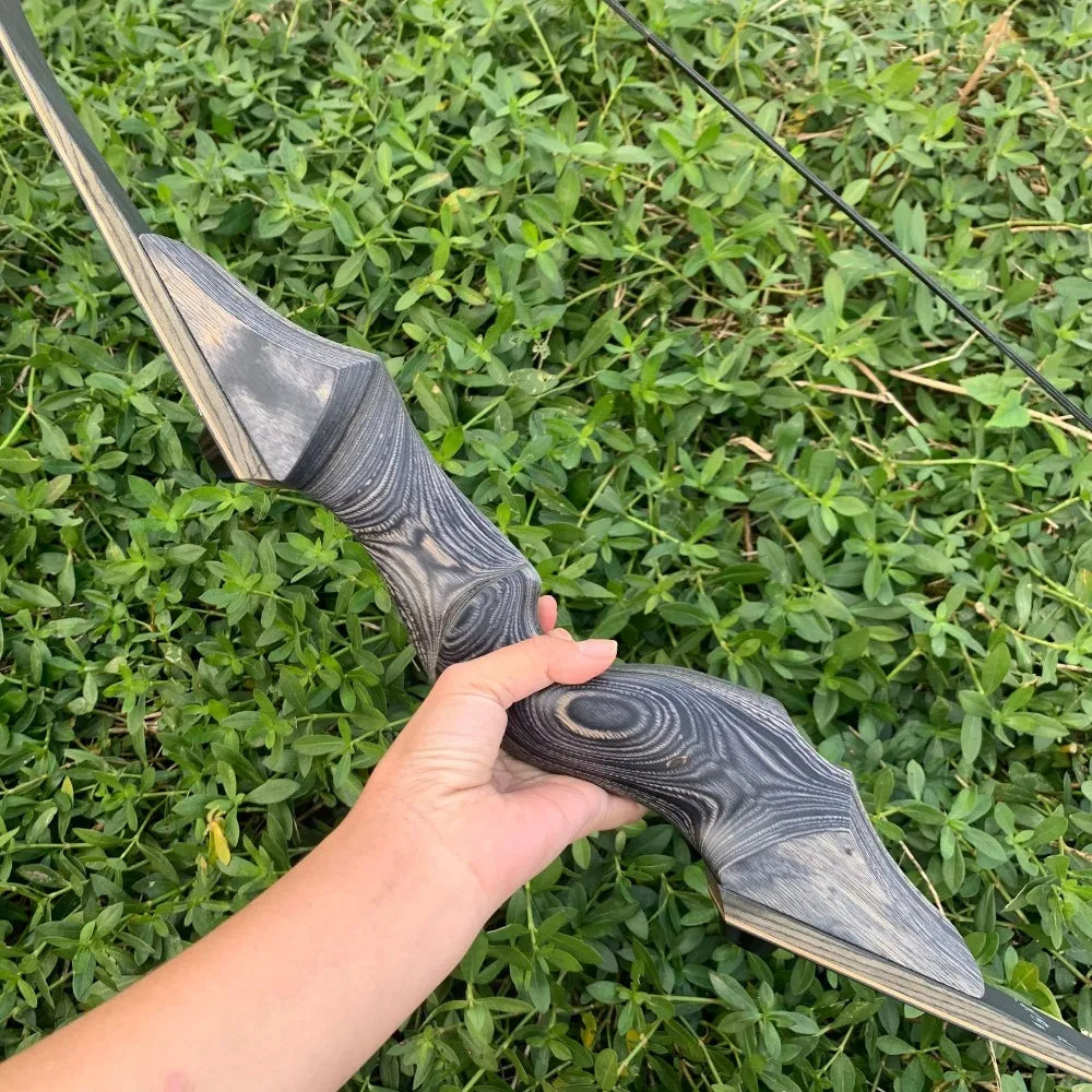 Black Hunter Takedown Recurve Bow 60-Inch with Bamboo Core Limbs